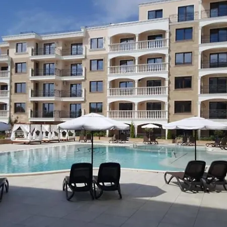 Bratanov Valencia Gardens アパート *